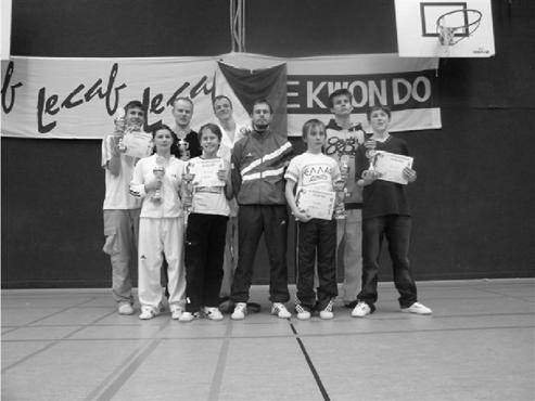 RŮZNÉ Taekwondo! Újezd dobyl Německo! V sobotu 23. 4. 2005 se v německém Stuttgartu konal již 10. ročník mezinárodního turnaje Lecaf Cup.