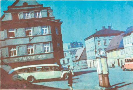 Tento dům byl v roce 1927 stržen a místo něj vystavěna reprezentační budova Böhmisch Eskompte