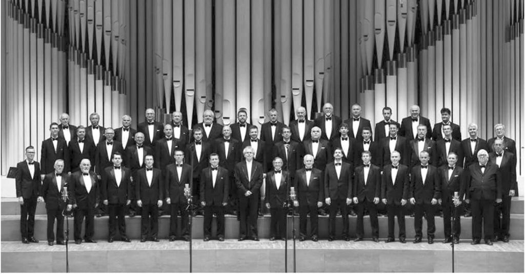 Muži bývajú súčasťou čisto mužského zboru, inak bývajú v zbore takmer vždy v menšine, foto archív SZSU Priemerný vek spevákov v zbore sa mení v závislosti od krajiny.