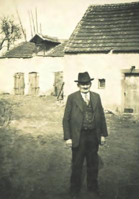 dcerou sedláka Karla Stehlíka. Za něho doznal dům hodně změn. Dokud do roku 1851 patřila k domu i parcela nynějšího domu čp.