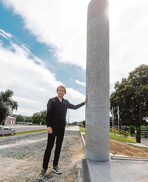 září od 11 hodin mohelnická radnice. Celodenní program na náměstí Svobody začíná v 11 hodin. Arcibiskup Antonín Brus (německy Anton Brus von Müglitz) byl nejznámějším mohelnickým rodákem.