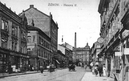 V současnosti čeká budova lázní na své znovuzrození. Místní lázně navštívil dokonce císař František Josef I. Na počátku 20.