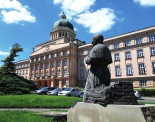 Stálá rada ČBK Stálá rada koordinuje provádění všeobecných rozhodnutí ČBK a práci Generálního sekretariátu.