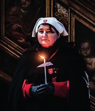 Příklady dalších pomáhajících organizací > Maltézská pomoc Zřizovatelem je Velkopřevorství Suverénního řádu Maltézských rytířů.