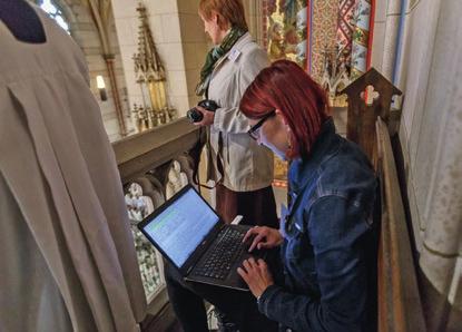 Církev komunikuje Kázat evangelium znamená i vydat se do světa médií a nových forem digitální komunikace.
