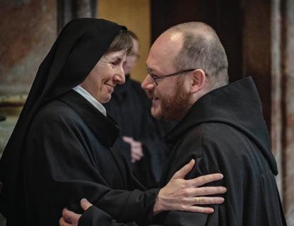 Řeholní řády a kongregace Zasvěcený život je odpovědí na touhu po štěstí a naplněném životě. Je jednou z možností, jak intenzivně následovat Ježíše Krista.