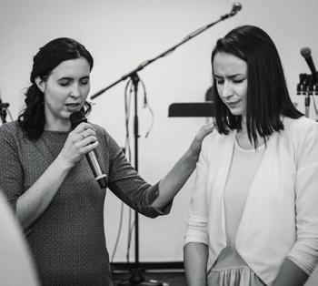 > Komunita Noe / komunitanoe.cz Otevřená křesťanská komunita usilující o opravdový život z evangelia uprostřed dnešní společnosti a pomáhající lidem v těžkých situacích.