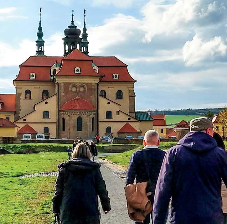 ZÁZRAK NA VISLE 1920 Jako občané svobodné země a jako křesťané bychom neměli přejít bez povšimnu událos, ke kterým došlo přesně před 100 lety v Polsku.
