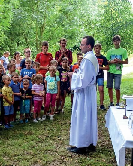 Mně se dostalo této krásné a vzácné příležitos, a proto jsem byl vysvěcen na jáhna už před rokem. Poslední rok v semináři jsem tedy prožil jako jáhen, ale současně stále jako jeden z bohoslovců.
