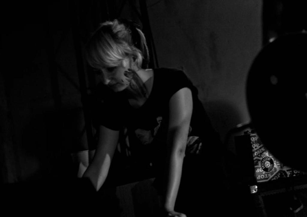 4.6.2011 w/ Die blau