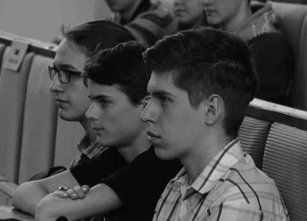 Dějepis 1. Složení předmětové komise» PhDr. Irena Nekvindová (předsedkyně)» Mgr. Martin Doležel» PhDr. Petr Krátký» PhDr. Vladimír Krátký» Mgr. Dana Richterová» PhDr. Zdeňka Růžičková» Mgr.