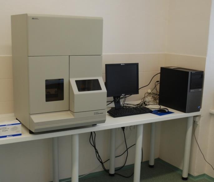 2. z chlupových cibulek a slin Při zpracování genetického materiálu ze vzorků chlupových cibulek a stěrů z dutiny ústní bylo postupováno podle protokolů izolace DNA pomocí příslušných izolačních