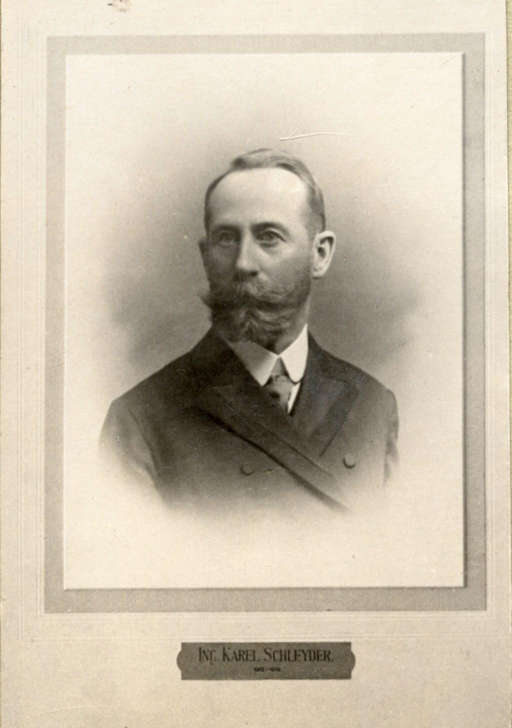 Starosta Karel Schleyder.