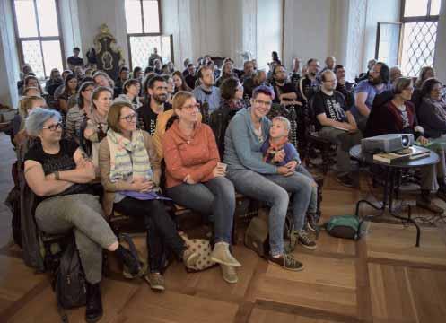 Publikum při vystoupení Radmily Prchal Pavlíčkové