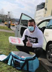 Laboratorní měsíčník se rozesílá na základě pozitivní odezvy jak papírově, tak elektronicky.
