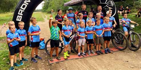 SPORT / SPOLKY Malí mníšečtí cyklisté se představují Je tomu již více než rok, co vznikl náš spolek BIKE puzzle team z.s., a tak po dohodě se zástupci města bychom vám, čtenářům Zpravodaje, náš spolek rádi představili.