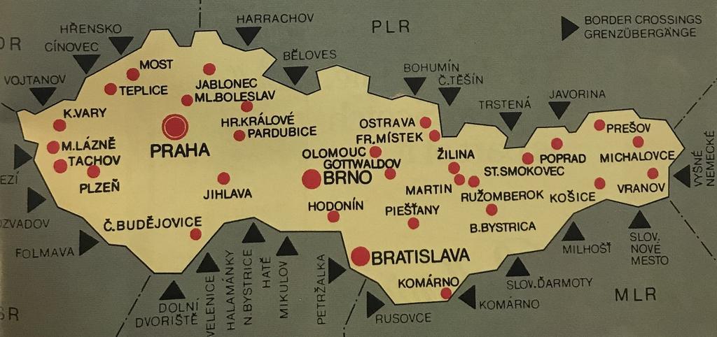 Mapa tuzexových prodejen v ČSSR, Katalog Tuzex, sezóna