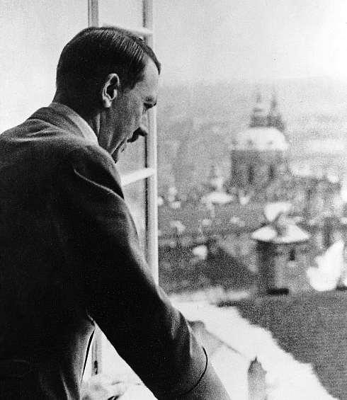 6 15. března 2019 Česká republika Hitler na Pražském hradě. Hodinu Byl to nejtemnější okamžik v moderních dějinách této země. Před 80 roky, 15.