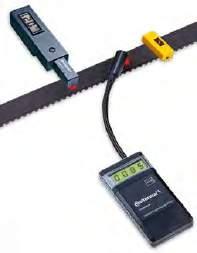 Měřící přístroje pro měření předpětí CONTI VSM-1/VSM-3 Pretension gauge for belt drives CONTI VSM-1/VSM-3 jsou laserové plně elektronické, určené pro are laser, fully electronic measuring instruments