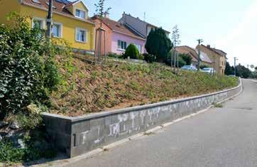 ZASEDÁNÍ ZASTUPITELSTVA OBCE PROJEKTY STAVEB A ROZVOJE OBCE Výstavba nových fotbalových kabin Stavební úřad již vydal povolení jak k demolici starých, tak k výstavbě nových kabin.