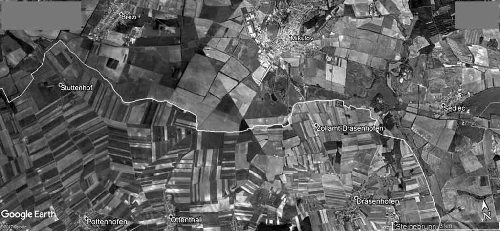 Festival Poodří Františka Lýska Obdobně to vypadá s velikostí polí na státní hranici s Rakouskem. a celé plejády biocidů a dalších chemikálií, které jsou přírodnímu prostředí zcela cizí.