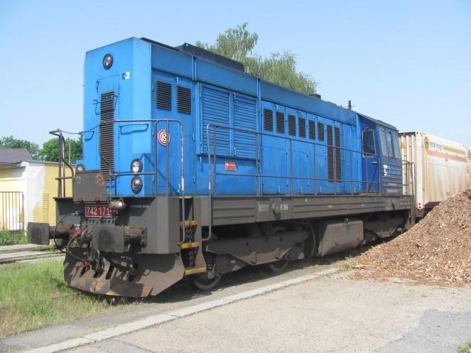 Obrázek č. 12: Lokomotiva 742.171 Žst. Benešov u Prahy, 23. 5.