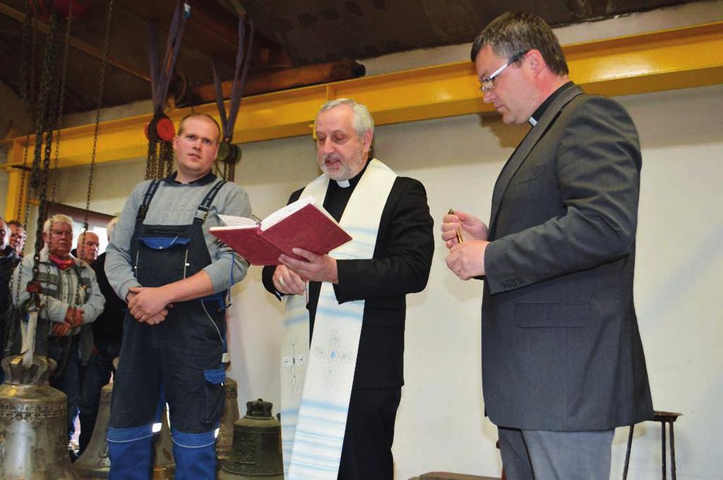Otec biskup požehnal zvonařskou dílnu Mons. Vlastimil Kročil, biskup českobudějovický, slavnostně požehnal 29.