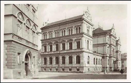 Třicáté narozeniny Bigy Vážení přátelé, připravili jsme pro Vás průřez historií Biskupského gymnázia Jana Nepomuka Neumanna. Naše škola totiž v září oslaví kulatých 30 let od svého založení.