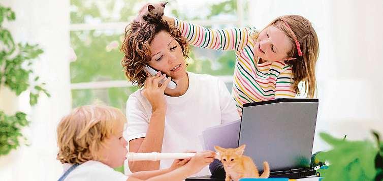 nezbláááznit FOTO SHUTTERSTOCK 5plus2 RÁDCE ALENA BARTOŠOVÁ ČR České rodiny už mají natrénováno z období jarní pandemie.
