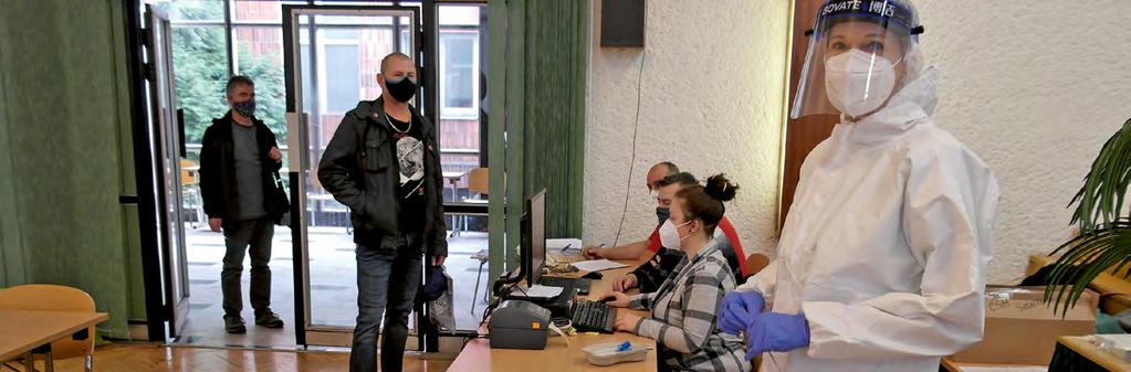 A to platí i v případě zájmu o naše služby poradenských středisek. Dá se předpokládat, že počet příchozích, ale i telefonujících, klientů dále poroste.