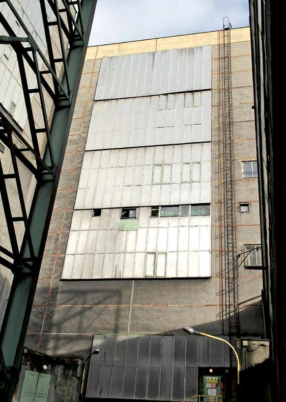 26. listopadu 2020 www.okd.cz Z OKD 3 Přímý překliz sekcí dobývacího komplexu.