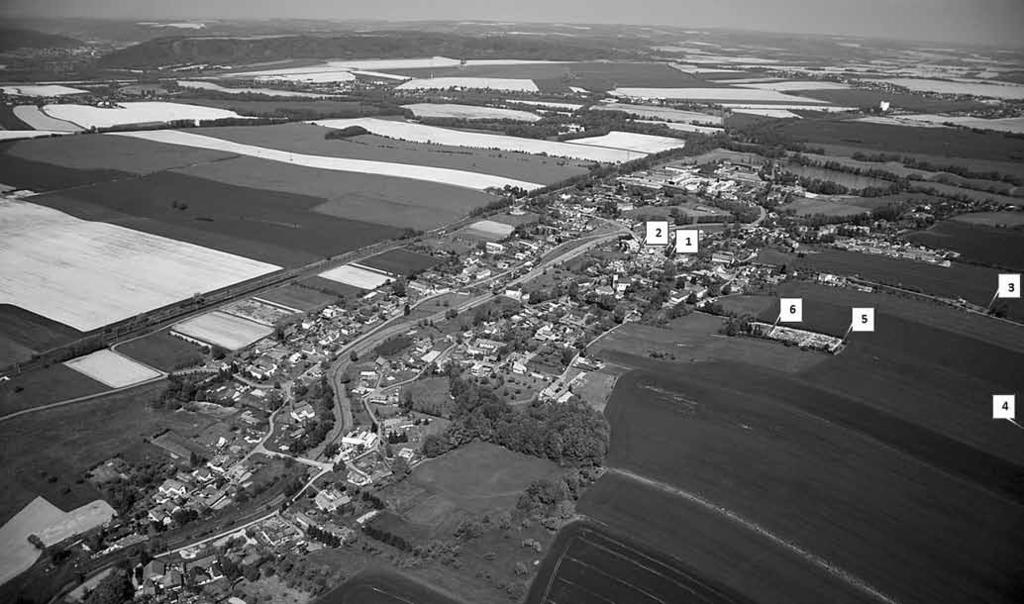 Památečné stromy v Jeseníku nad Odrou Zaznačení uvedených stromů. Foto poskytnul Obecní úřad v Jeseníku nad Odrou. nenajdete.