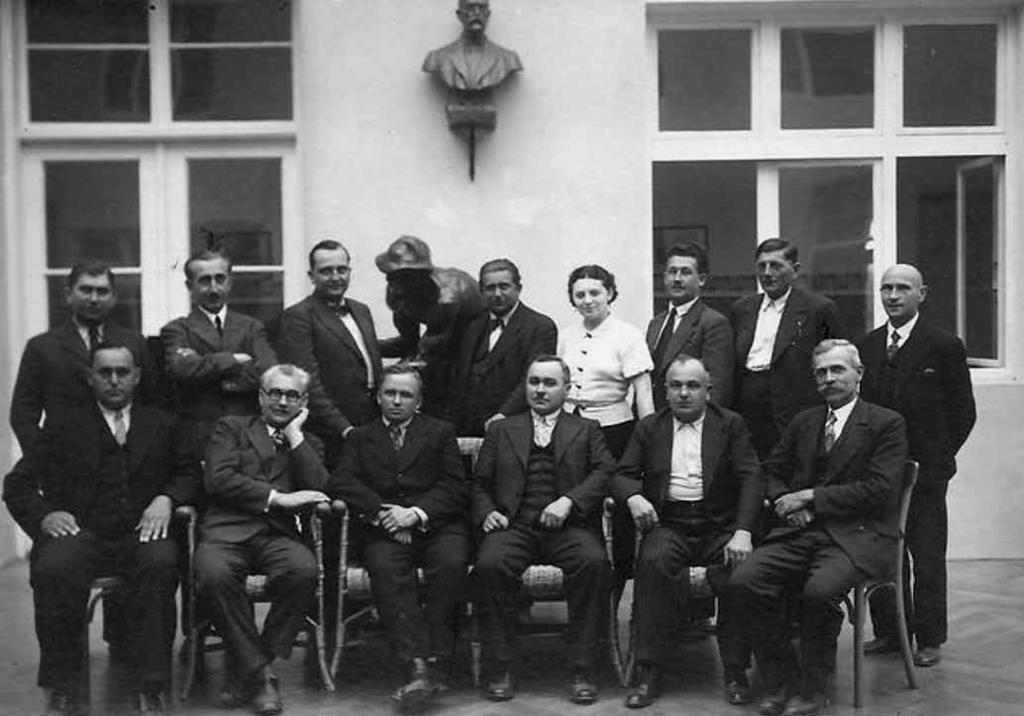 Představenstvo revírní rady moravsko-slezského okresu, které dalo souhlas k postavení