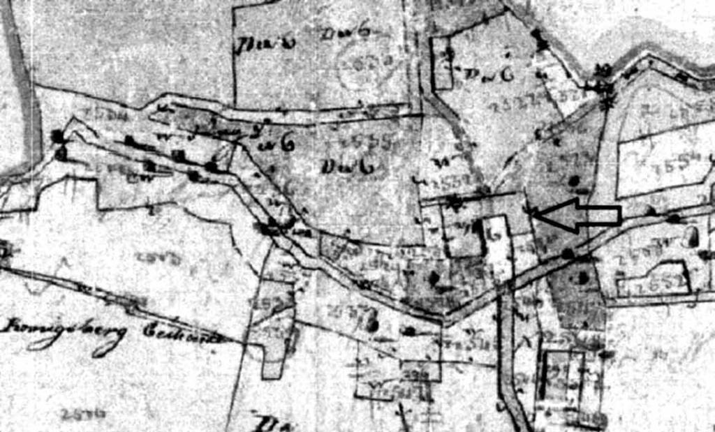 Vodní mlýn v Klimkovicích Mlýn na indikační skice z r. 1836 (označen šipkou).