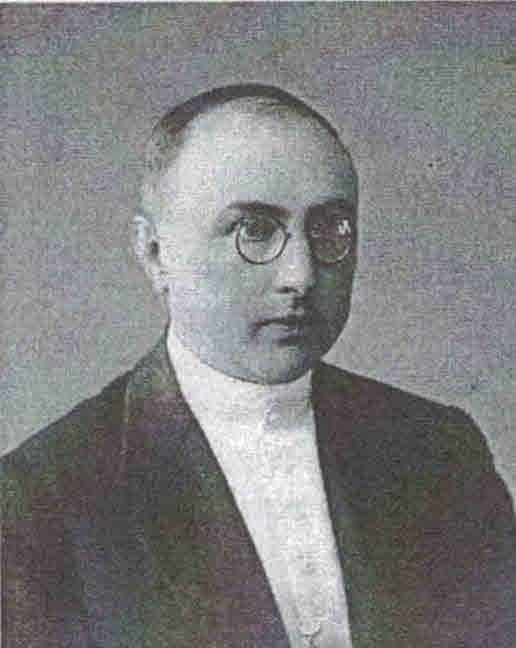 Obr. 3 P. Milo František Kalouda Fotografie použita z: KOSÍK, Marian. Kněžská a řeholní povolání ve farnosti šaratické a vážanské. s.12 1. července 1952 byl převezen do třebíčské nemocnice, kde 14.