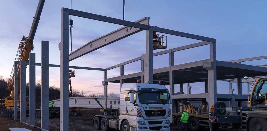 Kuhn Most Výrobně provozní hala s administrativou Půdorys / Půdorysná plocha: 24 x 56 m a Administrativa / 1 400 m 2 Termín montáže: Únor 2020 Stavbyvedoucí: Vladimír