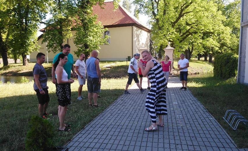Kavárna Za školou Vzhledem k tomu, že jsme měli celé jaro zavřeno, proběhl další ročník tradičního turnaje v Čáře až v červenci.