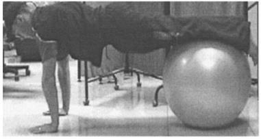 Gymball a overball Gymball je nafukovací gymnastický míč.
