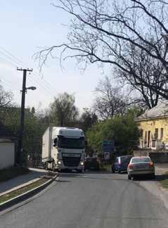 OBECNÍ POLICIE Tz 12/20 Téma zpravodaje kaz vjezdu nebo auta, co parkují po škarpách při čekání na letadlo a vyhazují tu odpadky.