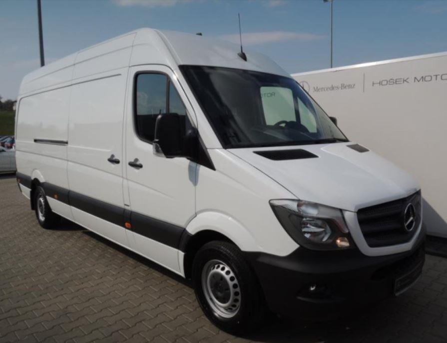 12. Skříňový automobil Mercedes-Benz Sprinter 314 CDI/L KAWA Skříňový automobil Meredes Benz Sprinter 314CDI/L KAWA bude na staveništi po celou dobu výstavby a bude sloužit k dopravě drobného