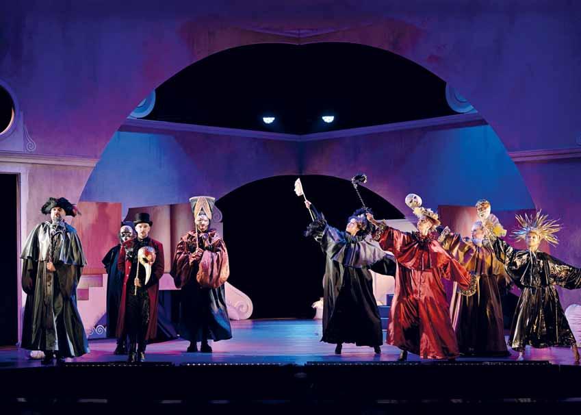Martin Gyimesi (Conte), Anna Nitrová (Carlotta) Tereza