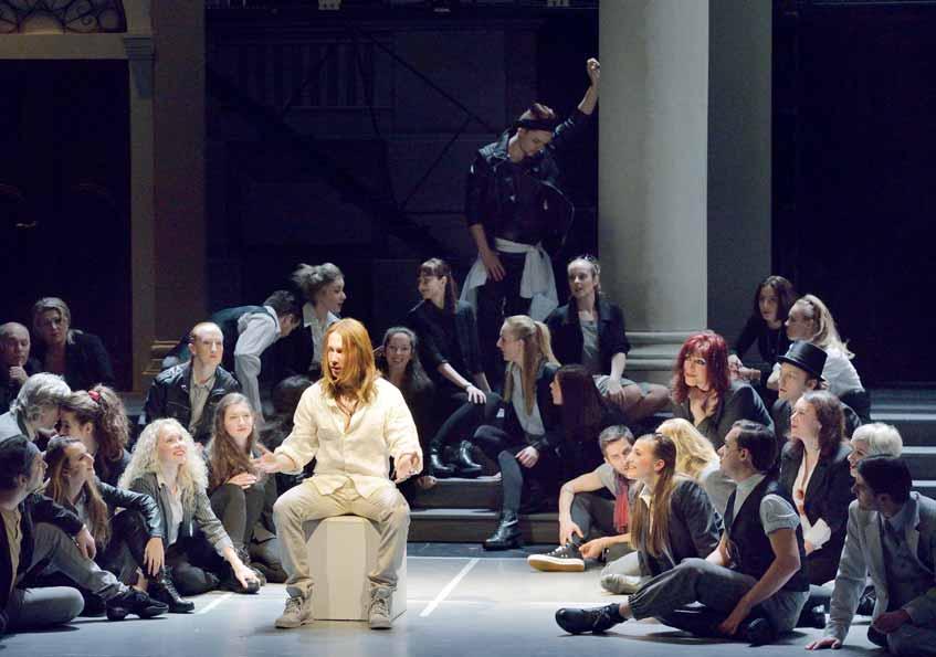 Tim Rice (1944) Andrew Lloyd Webber (1948) JESUS CHRIST SUPERSTAR Premiéra 17. března 2016 v 18.
