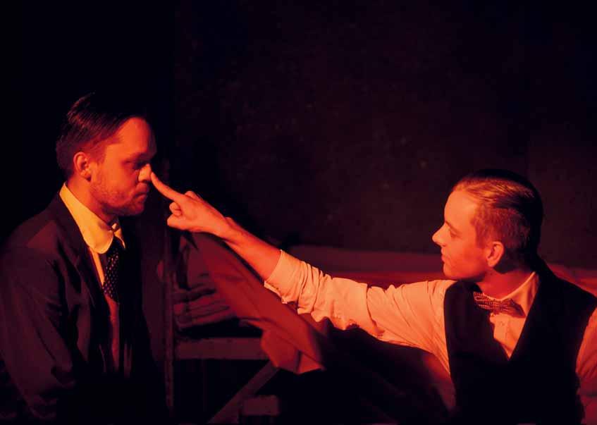 Stephen Dolginoff (1968) THRILL ME (Vzruš mě!) OPERETA/MUZIKÁL Premiéra 12. května 2019 v 19.