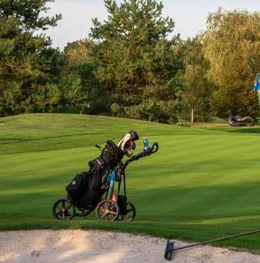 GOLF Hostivař magazín nejen o golfu Foto: Jakub Řiháček Řada klubů byla po několik století pouze a striktně pánskou záležitostí. A nejde o nijak historický jev.