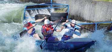 24 sport Raftaři TOMI - REMONT Prostějov na republice: ŽELIV, PROSTĚJOV Doslova fantasticky si vedl Raft Team TR MASTERS B za slalom (Zdeněk Bozděch, Tomáš Kasal, Stanislav Hajský, Vítězslav Hric) a