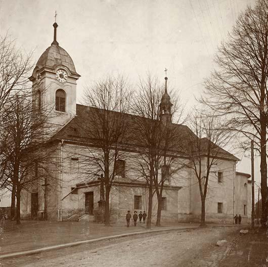 HISTORIE OD DŘEVĚNÉHO KOSTELA PO ZDĚNÝ ANEB OD MARKA K PANNĚ MARII Dne 21.