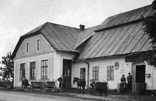 obec. Vznikla po roce 1305, první dochované písemné svědectví o ní je z roku 1431.