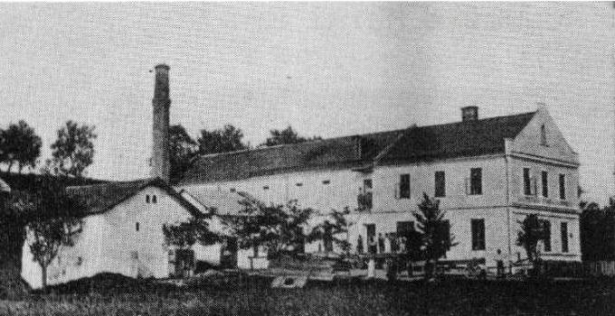 číslo: 3/2020 strana 13 HISTORIE MLÉKÁRENSKÉ DRUŽSTVO V KUNČINĚ V minulém čísle Kunčinského zpravodaje jsme se věnovali kovárnám v Kunčině a v této souvislosti jsme se zmínili i o budově čp.