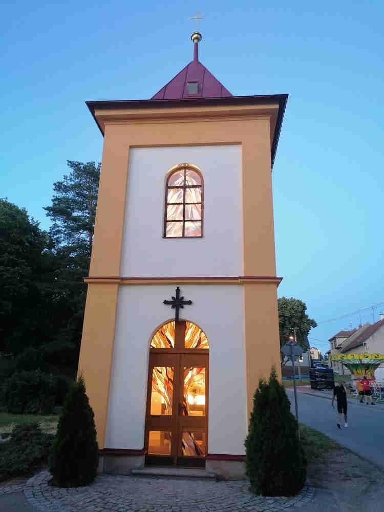 Kaplička v