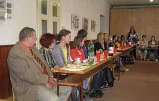 května 2012 v zasedací místnosti městského úřadu. Do soutěže se přihlásilo celkem 33 autorů z pěti škol.